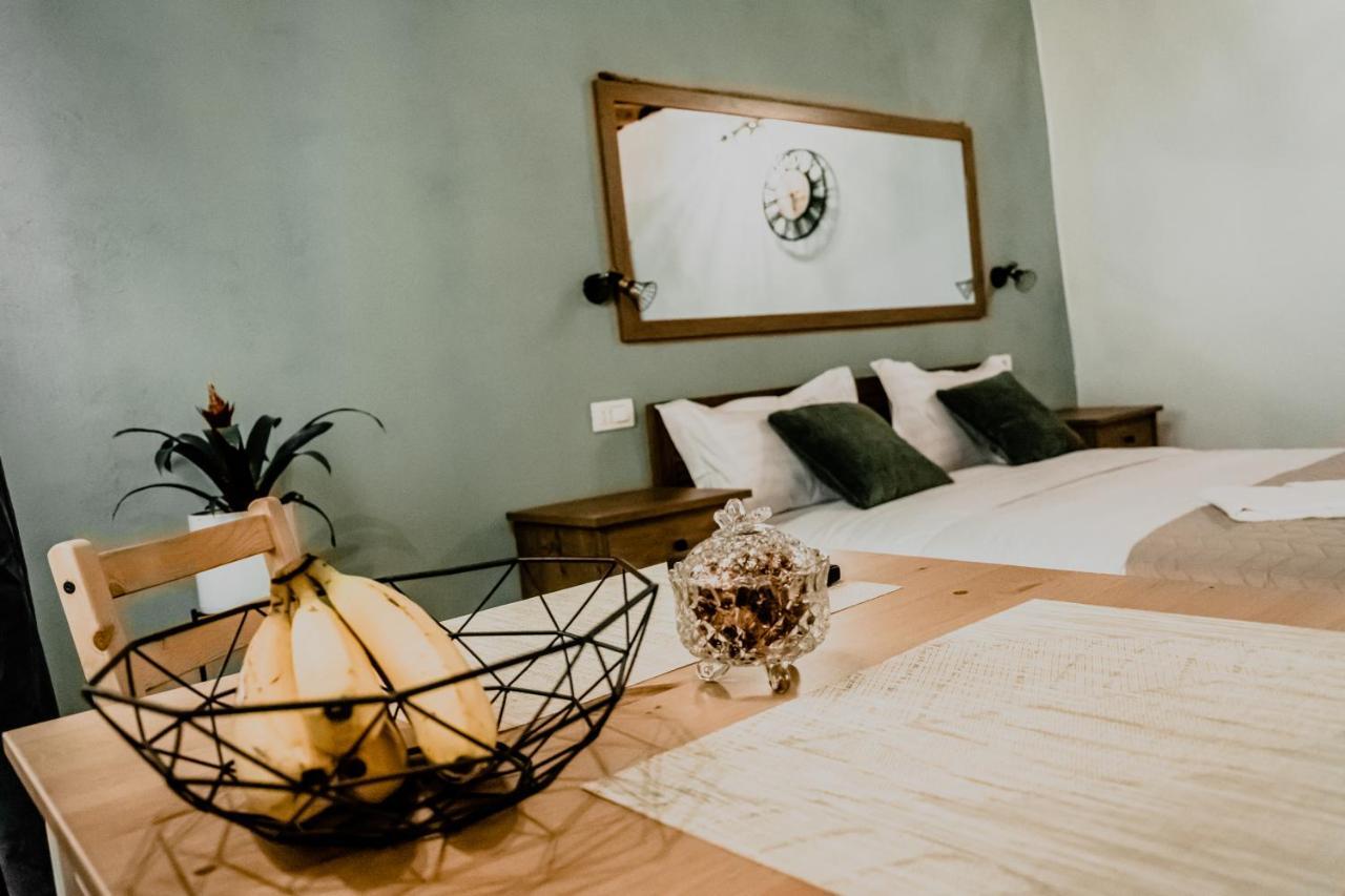 Central Garden Apartments 브라쇼브 외부 사진